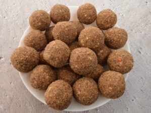 Flax seeds Laddu