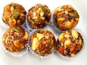 Dry Fruit Laddu